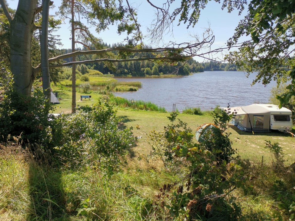 Kempy u „moří“ Vysočiny