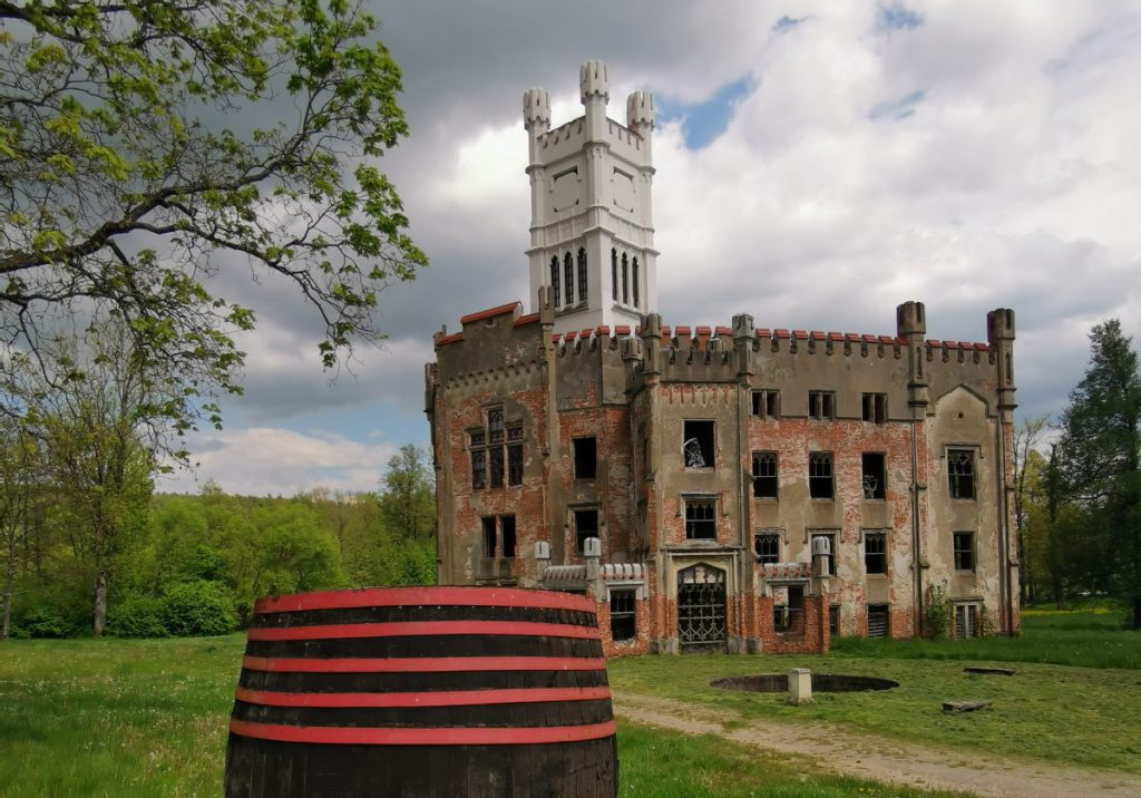 Mařenka, 900 let Nové Říše, kostka cukru a zničená&nbsp;Hluboká