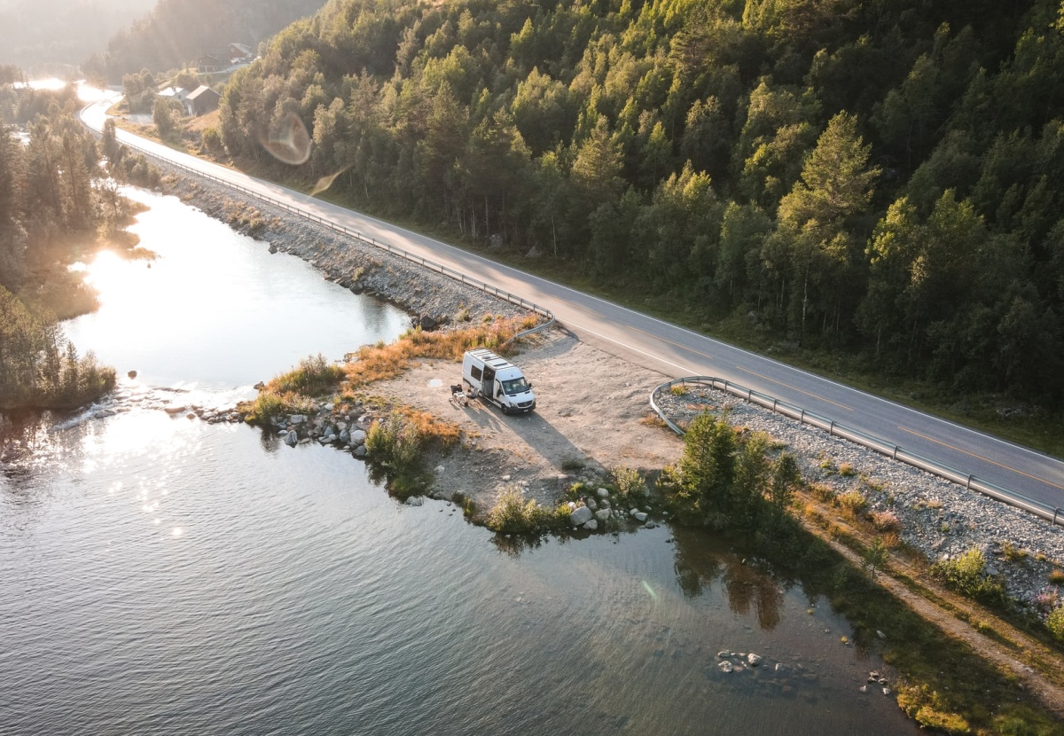 Registrace v květnu – třetí měsíc&nbsp;poklesu