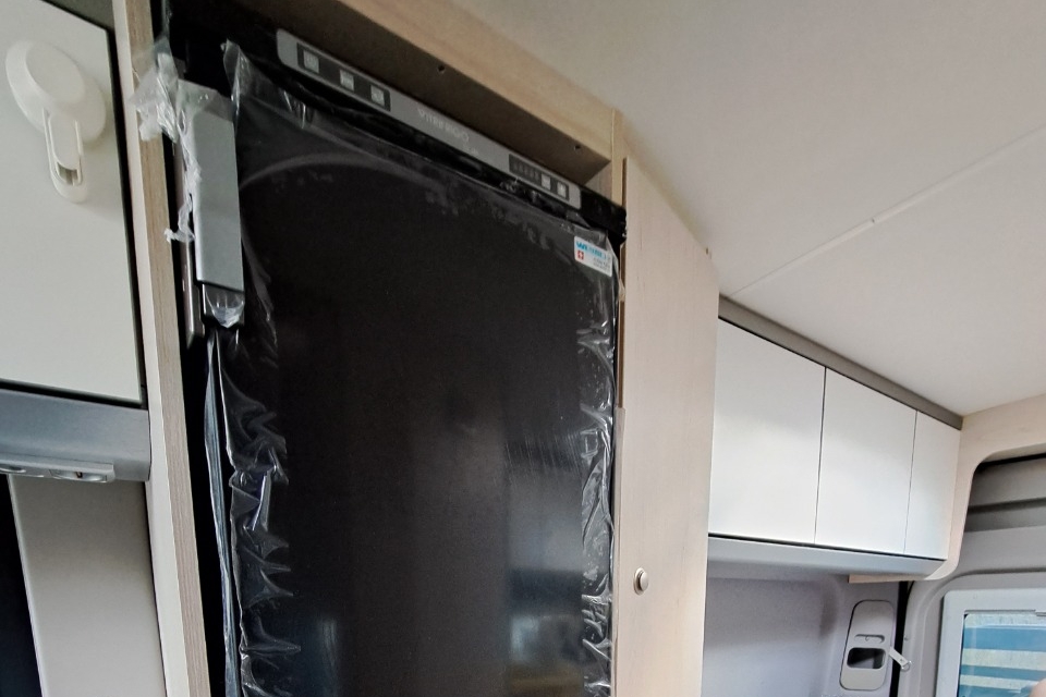 Výměna kompresorové lednice&nbsp;Dometic