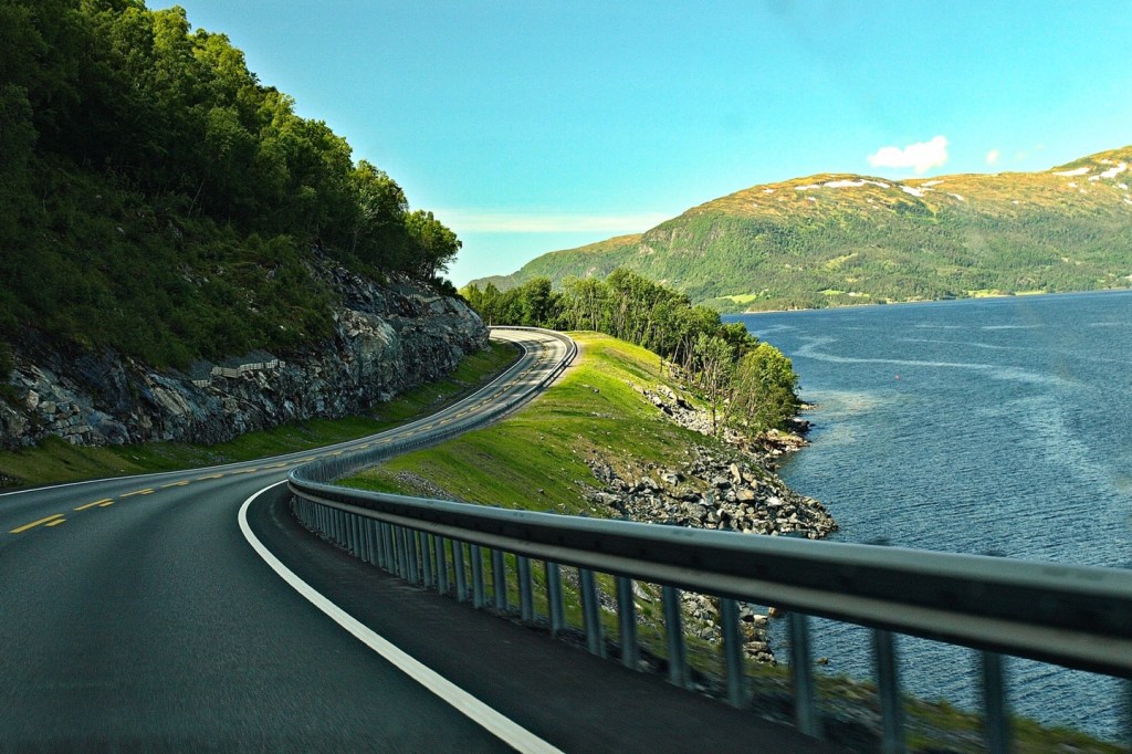 Jaro – nejvyšší čas pořídit si známky a mýtné krabičky na&nbsp;cesty