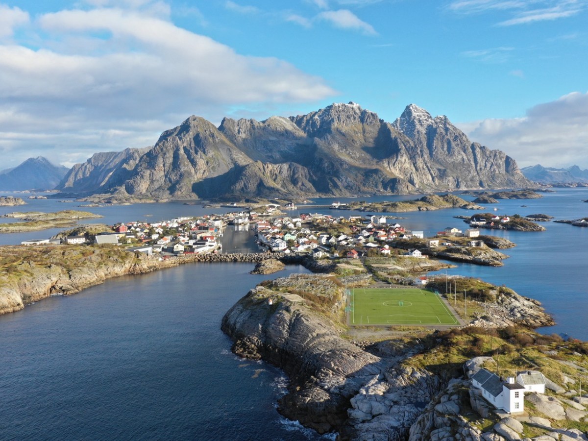 Lofoty trajektem zdarma