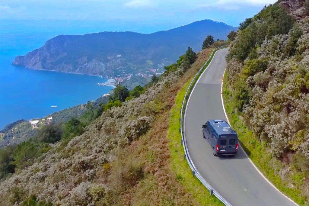 Vestavbou na slunné pobřeží Cinque Terre i k zasněženým vrcholům Apuánských&nbsp;Alp