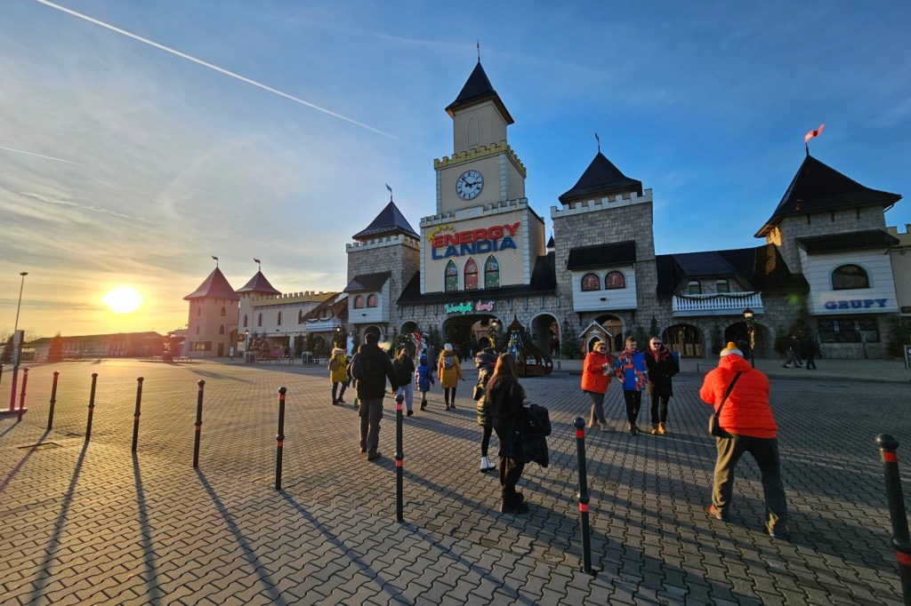 Zimní Energylandia aneb za divokou jízdou obytným&nbsp;autem