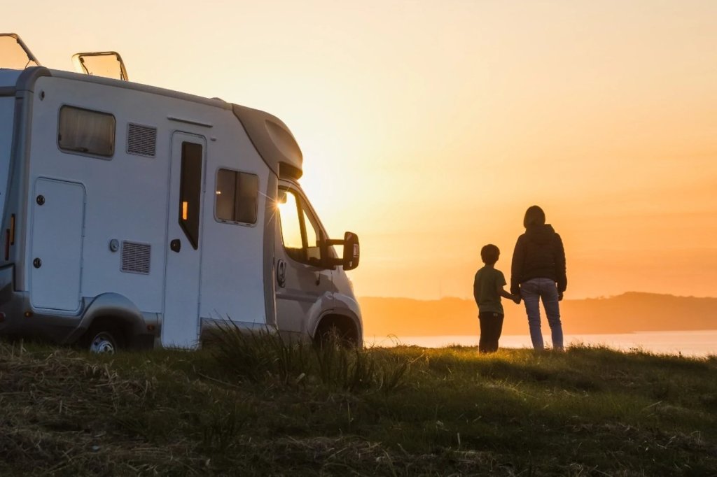 Cestování utužuje rodinné vztahy a prospívá&nbsp;dětem