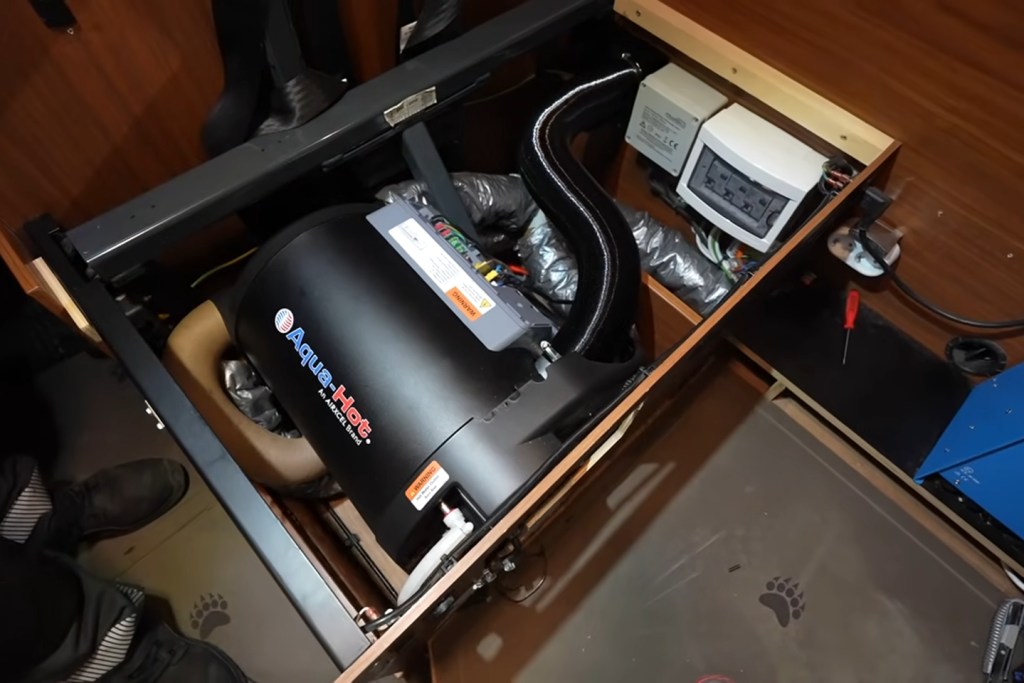 Když dojde trpělivost s naftovým topením Truma Combi&nbsp;6D